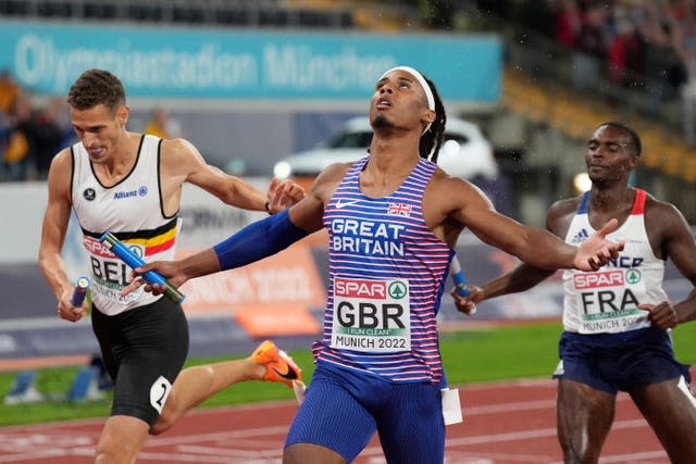 Alex Haydock-Wilson (centre) takes gold for Great Britain