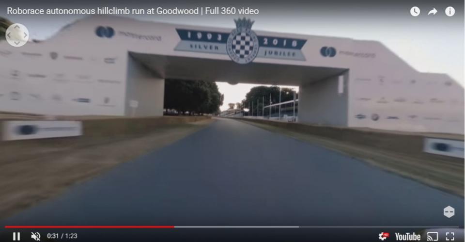 Robocar無人駕駛賽車在車安裝360度相機，全程將在Roborace的Facebook頁面進行360度影片直播