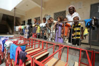 People are pictured at a school to which they have been evacuated from a village near Hodeidah airport amid fighting between government forces and Houthi fighters in Hodeidah, Yemen June 17, 2018. REUTERS/Abduljabbar Zeyad