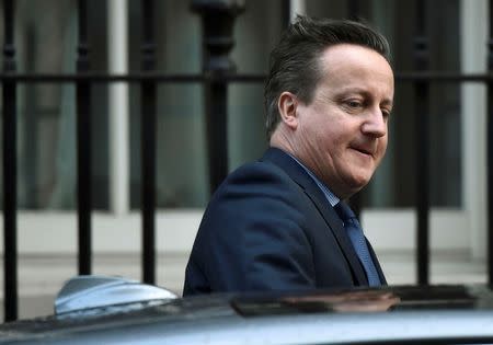 Britain's Prime Minister David Cameron leaves Number 10 Downing Street in London, Britain February 18, 2016. REUTERS/Toby Melville