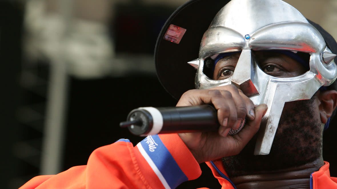 Rapper MF DOOM performs at a benefit concert for the Rhino Foundation at Central Park's Rumsey Playfield on June 28, 2005 in New York City. (Photo by Peter Kramer/Getty Images)