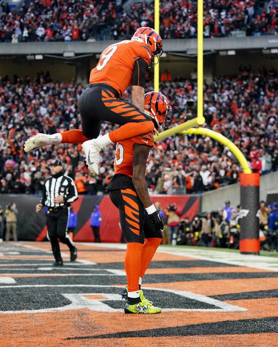 Joe Burrow, celebrating a touchdown with wide receiver Tee Higgins in the victory over the Kansas City Chiefs last week, is looking for his first victory over the Browns after four straight losses.
