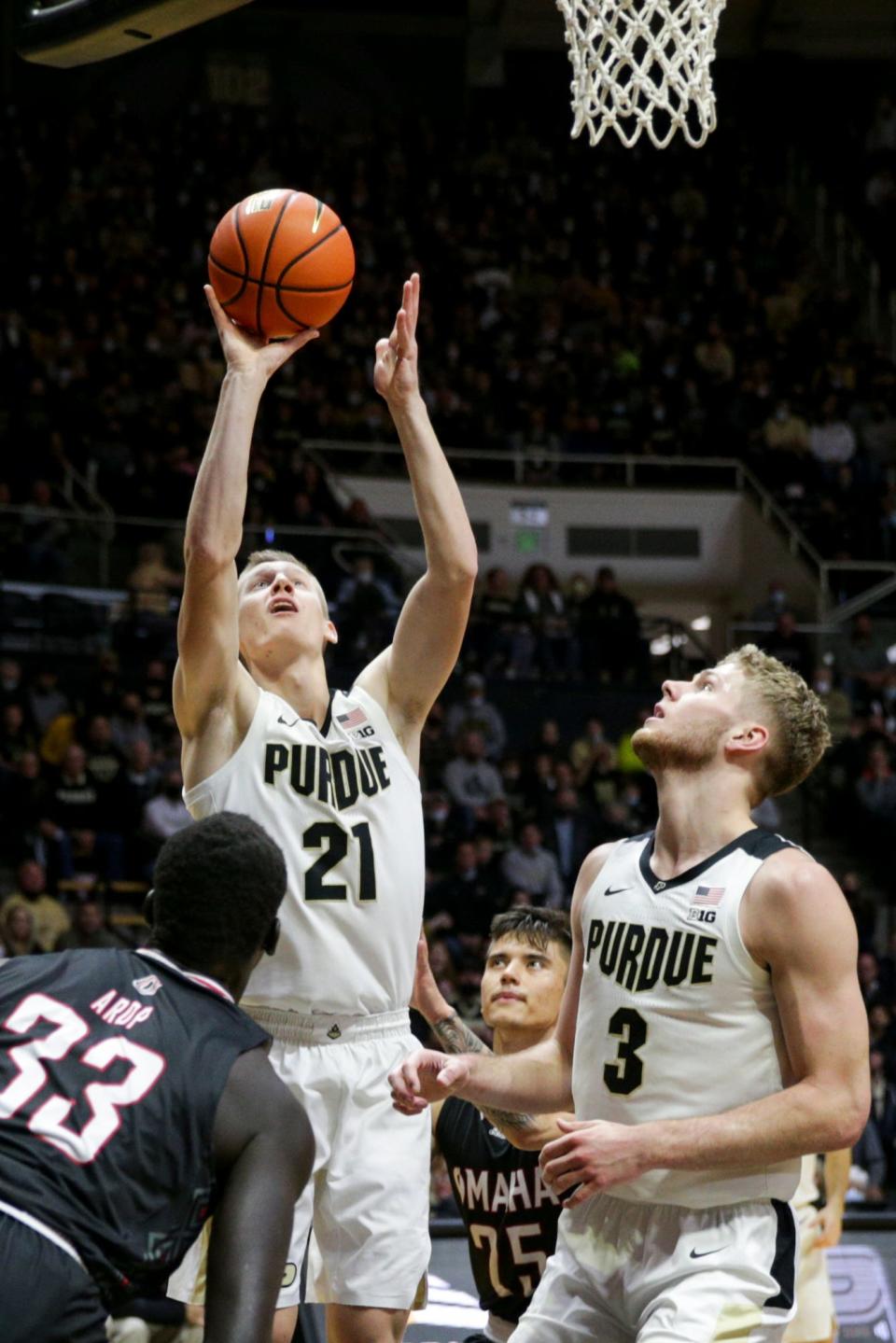 Purdue forward Matt Frost (21) goes up for a shot during the second half of an NCAA men's basketball game, Friday, Nov. 26, 2021 at Mackey Arena in West Lafayette.