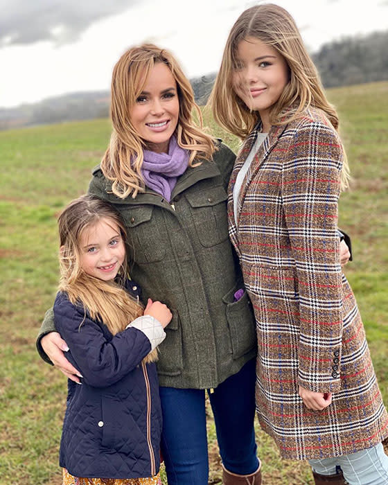 amanda-holden-and-her-daughters