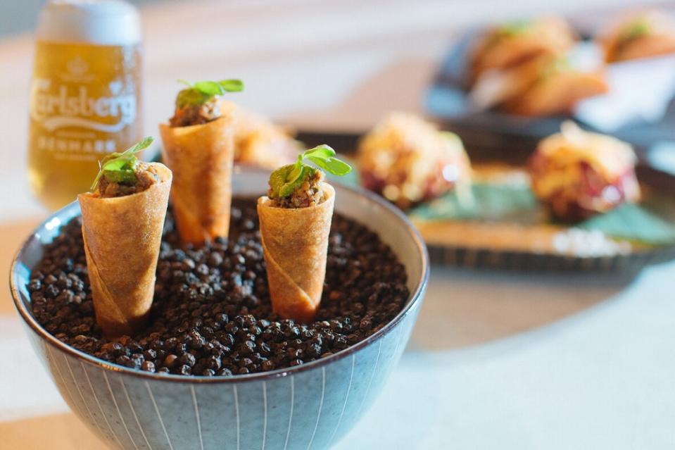 The Maitake Mushroom Samosa is one of three snacks served to guests to whet the appetite. ― Picture courtesy of Carlsberg Malaysia