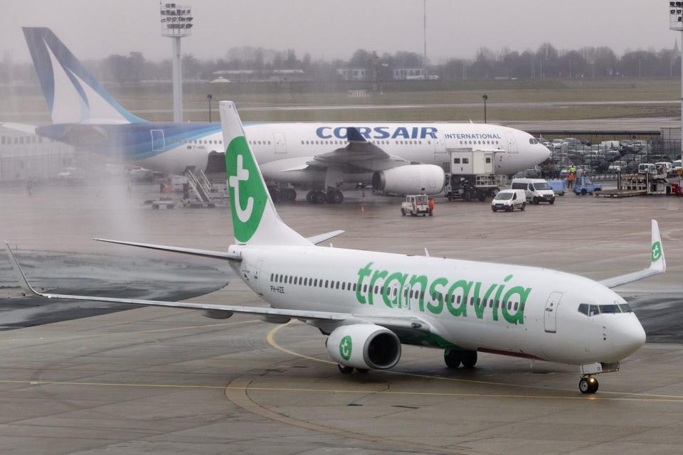Eine Maschine der Fluglinie Transavia musste in Portugal notlanden. (Symbolbild: Getty Images)