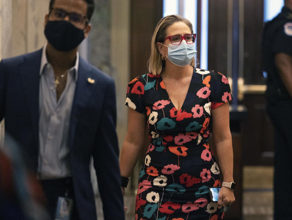 Sen. Kyrsten Sinema (D-AZ) walks to the Senate chambers at the U.S. Capitol on September 22, 2021 in Washington, DC. (Kevin Dietsch/Getty Images)