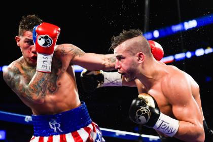 David Lemieux, right, works inside during his December 2014 win over Gabriel Rosado. (Getty)