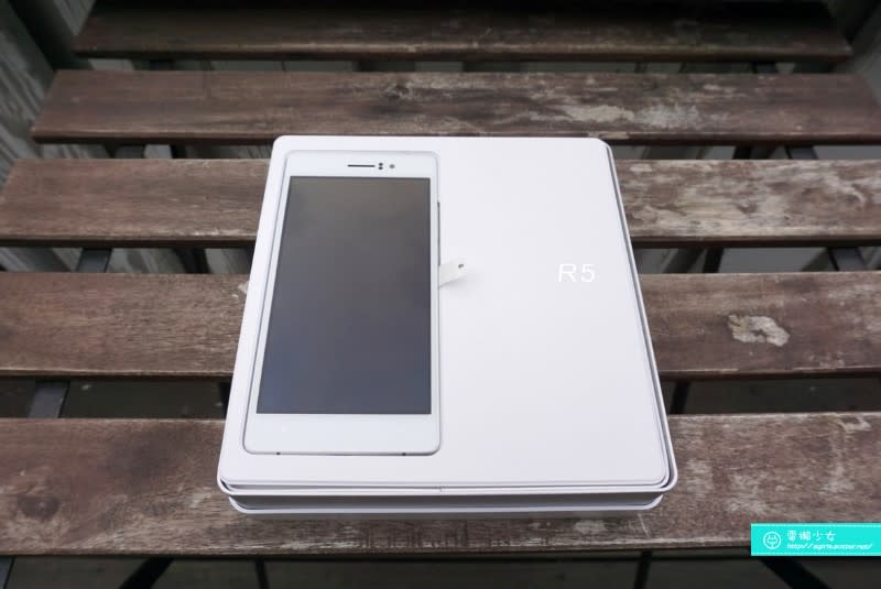 [開箱] 自拍旗艦OPPO N3電動旋轉鏡頭+銳利薄度OPPO R5