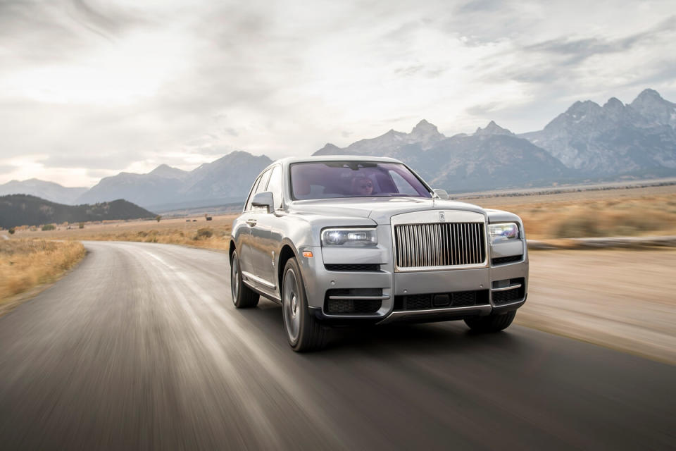 P90327853_highRes_rolls-royce-cullinan.jpg