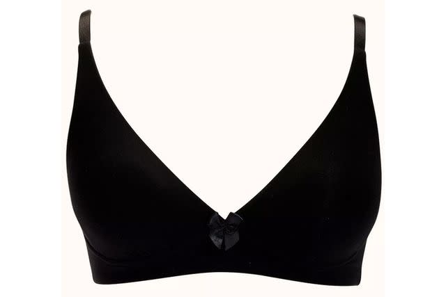 The 14 Best Bras for Asymmetrical Breasts For an Even Lift