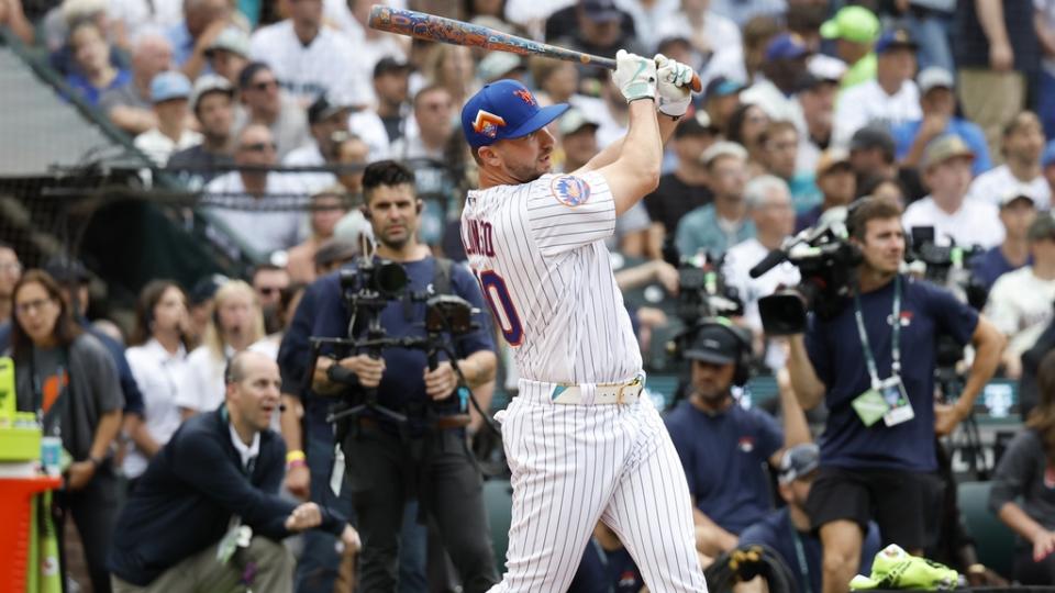 New York Mets first baseman Pete Alonso (20) during the All-Star Home Run Derby at T-Mobile Park