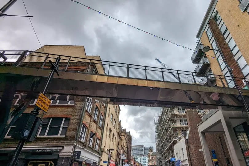 Walkway above Surrey Street Market