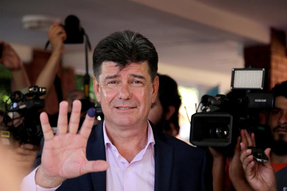 巴拉圭在野黨候選人艾里格里（Efrain Alegre），1月就表明勝選後會選擇與中國建交。（圖/翻攝自路透社）