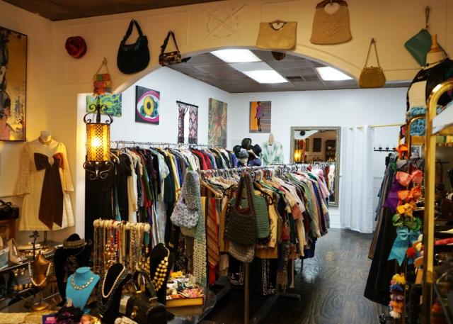 New vintage boutique opens in Downtown El Paso