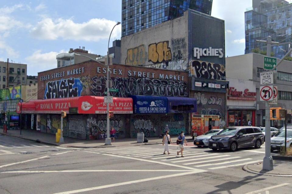 Daquan Armstead is charged with slugging two women near this Lower East Side intersection on April 5. Google Maps