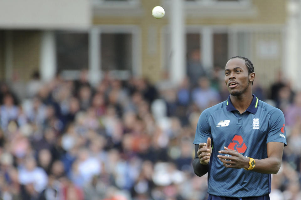 England's Jofra Archer prepares to bowls during the Fourth One Day International cricket match between England and Pakistan at Trent Bridge in Nottingham, England, Friday, May 17, 2019. (AP Photo/Rui Vieira)