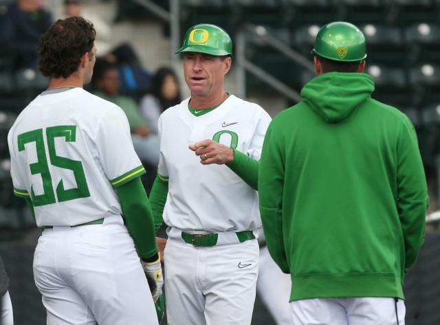 Baseball recap: Ducks extend win streak to 10 with big win over Pilots