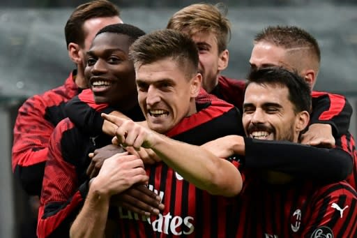 Substitute Krzysztof Piatek (C) scored his third goal this season for AC Milan