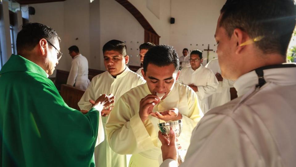 Seminaristas en Ciudad Altamirano