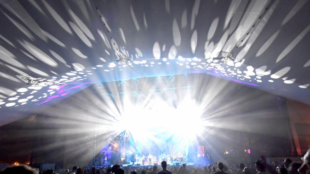 <div>SCRANTON, PA - JULY 1: Rob Eaton, Jeff Mattson, Rob Barraco, Rob Koritz, Dino English, Lisa Mackey and Kevin Rosen of Dark Star Orchestra performs at The Peach Music Festival 2021 on July 1, 2021 in Scranton, Pennsylvania. (Photo by Jeff Kravitz/FilmMagic)</div>