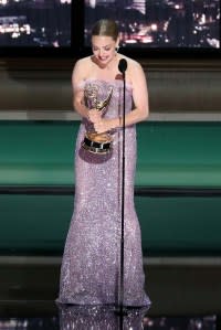 emmys 2022 Amanda Seyfried Thanks Her Kids and Dog After Emmy Award Win