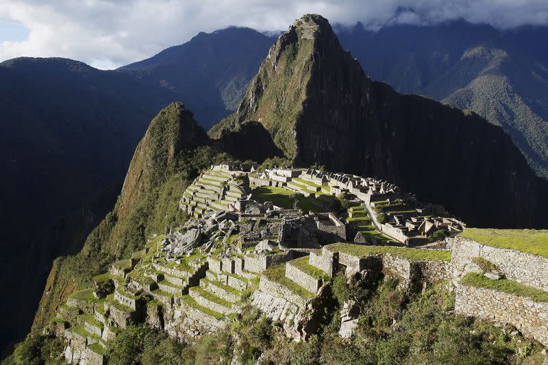 Sur les 229 sites de la planète du Patrimoine mondial naturel, 114 sont menacés, parmi lesquels la cité inca de Machu Picchu au Pérou ou la Grande Barrière de corail en Australie, selon le Fonds mondial pour la nature (WWF). /Photo d'archives/REUTERS/Enrique Castro-Mendivil