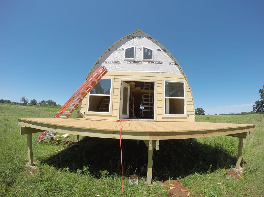 Arched Cabins 24-by-40-Feet Wide Arched Cabin