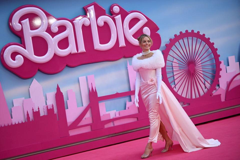 margot robbie at the barbie premiere