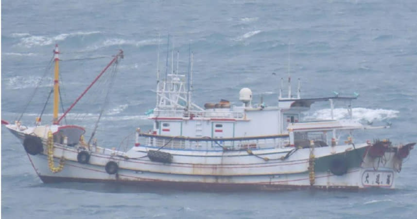 海巡阻大陸海警。（圖／報系資料照）