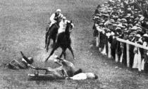 <p>Suffragette Emily Davison was killed in 1913 after she leapt in front of the hooves of the king’s horse at the Epsom Derby. She was subsequently recognised as a martyr who sacrificed her life for the fight for women’s rights. </p>