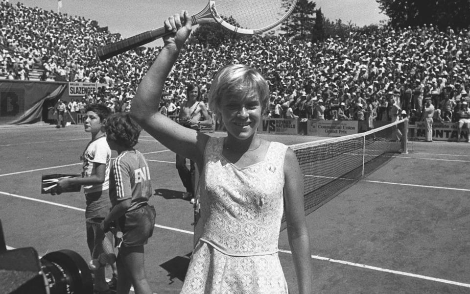 Sue Barker at the French Open in 1976 - Sue Barker interview: Emma Raducanu missed out on fun – she needs to learn how to enjoy winning - GETTY IMAGES