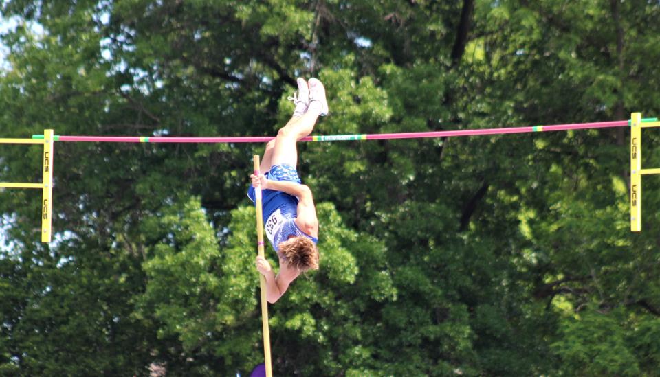 Highlands sophomore Rilen Pinkston in the pole vault, which he would win, during the Kentucky High School Athletic Association Class 2A state track and field championships June 3, 2022, at the University of Kentucky track and field complex, Lexington, Ky.