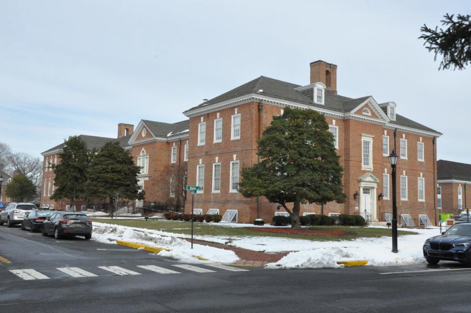 The Office of Vital Statistics in Dover is in the Jesse Cooper Building at 417 Federal St., between East Water Street and Martin Luther King Jr. Boulevard.