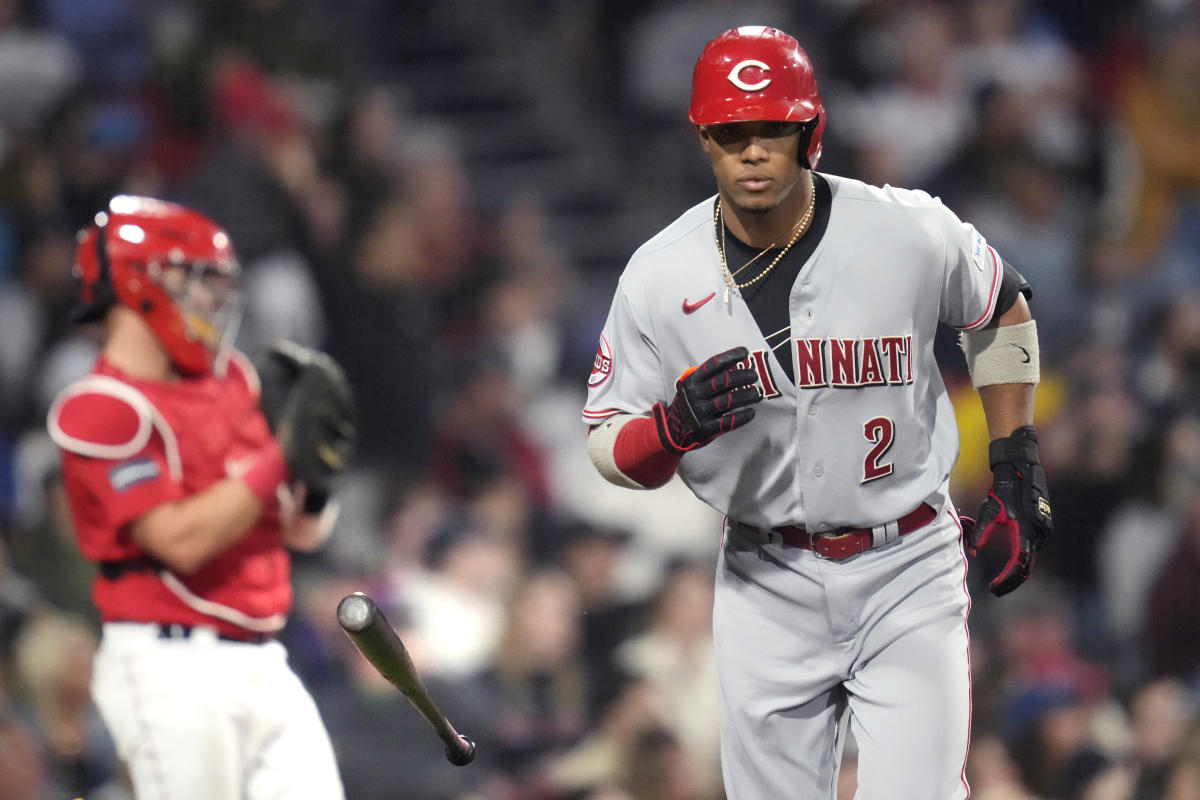 Jose Barrero gets doused after walk-off winner for Cincinnati Reds vs.  Phillies 