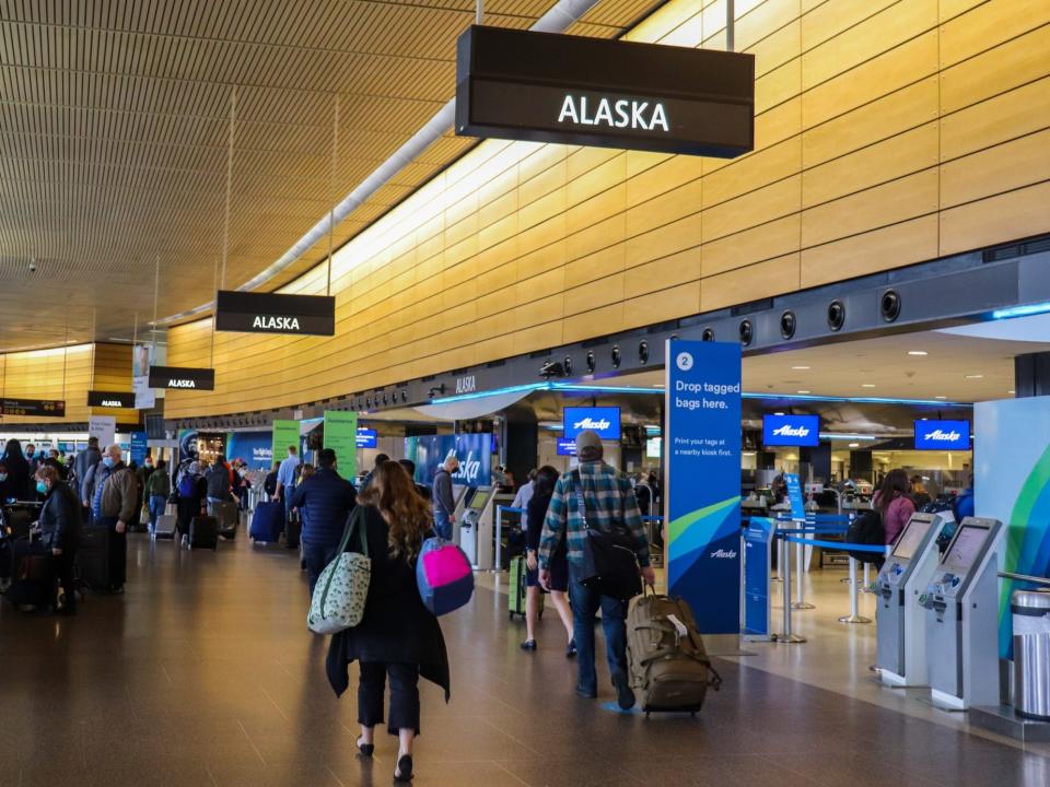 Flying on Alaska Airlines during pandemic