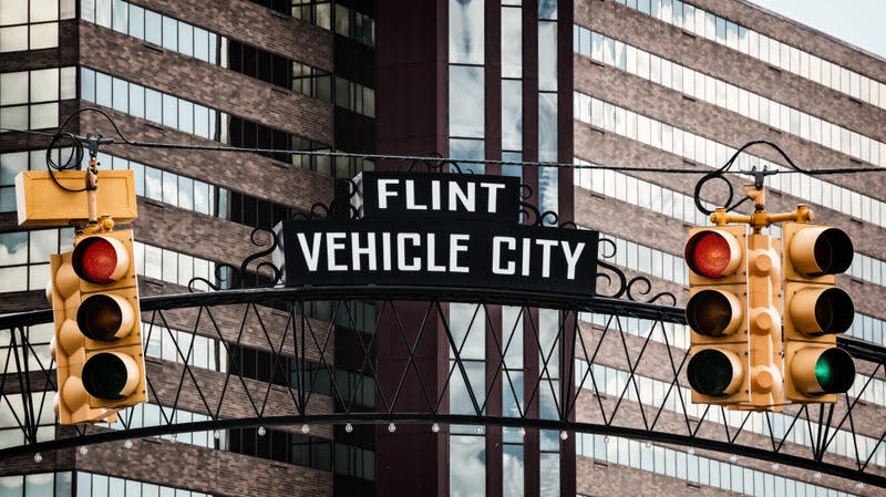 A downtown gateway sign showing Vehicle City in Flint, Michigan. - Image: Atomazul (Shutterstock)