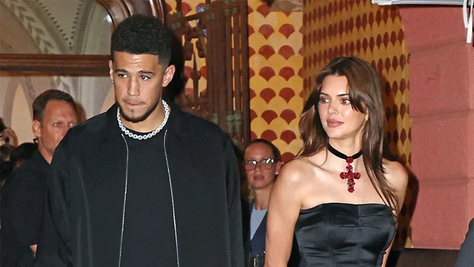 PORTOFINO, ITALY - MAY 20: Devin Booker and Kendall Jenner are seen out in Portofino after dinner at Ristorante Puny on May 20, 2022 in Portofino, Italy. (Photo by NINO/GC Images)