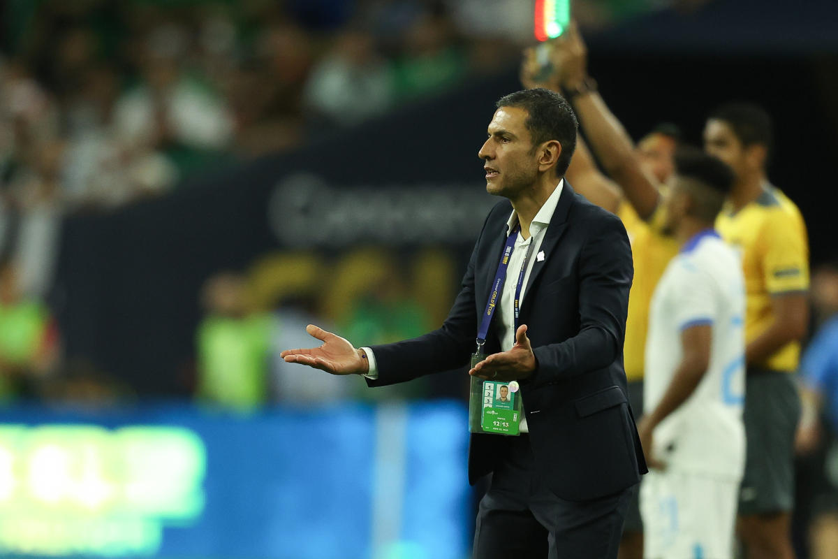 Lozano starts his era in charge of Mexico by beating Honduras in a Gold Cup