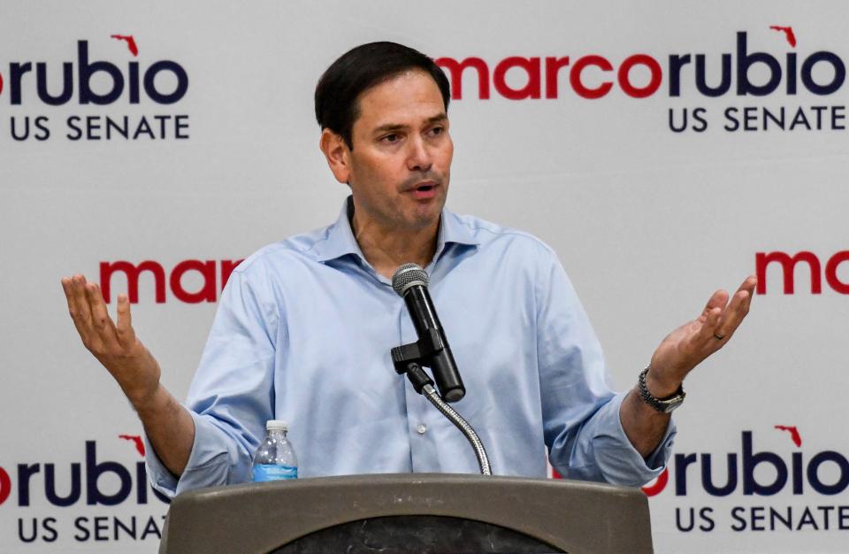 U.S. Sen. Marco Rubio speaks to supporters during a rally at Melbourne Auditorium.