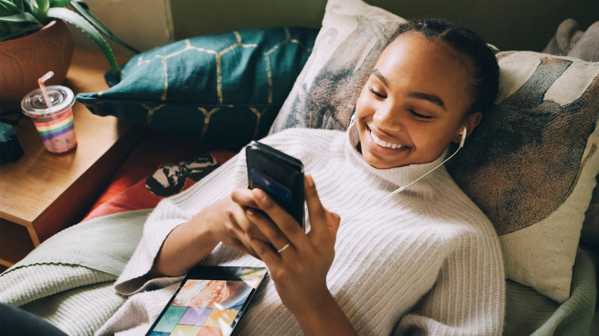 13-Year-Old Creates Period Panty With Heating Pad After