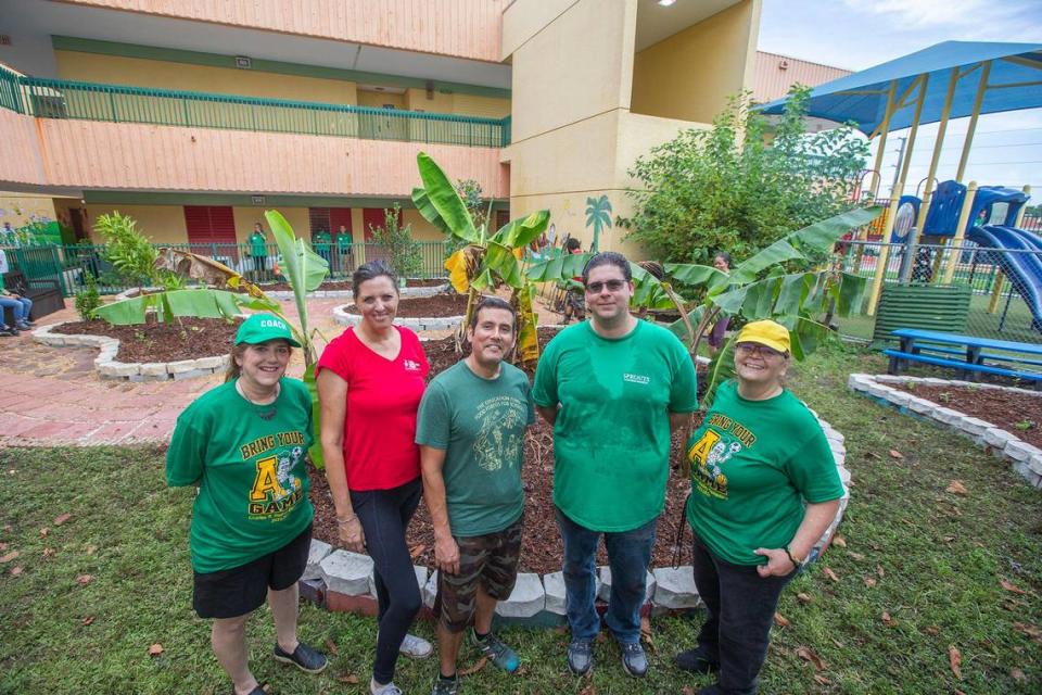 Jordana Schneider, Debi La Belle, Eddie Recinos, Jared Hornyak, and Dianna Rose at the school garden at Charles R. Hadley Elementary.