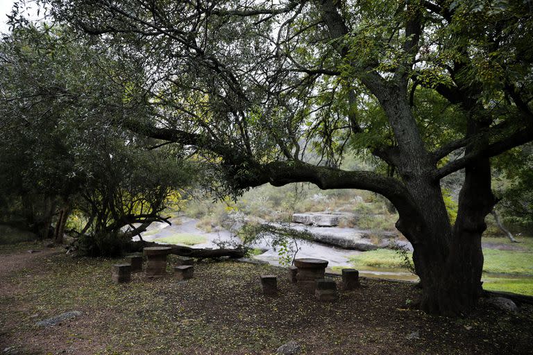 Un espacio de descanso junto al río de los Tártagos