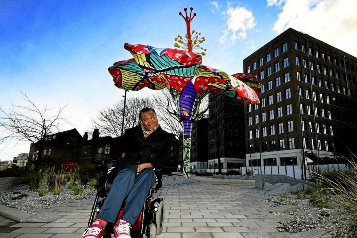 Yinka Shonibare, reconnu dans le monde, est une star des arts plastiques.  - Credit:DR