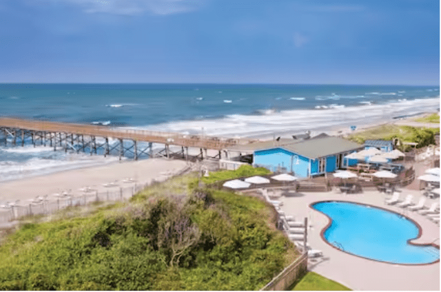 <p>Courtesy of DoubleTree by Hilton Hotel Atlantic Beach Oceanfront</p>