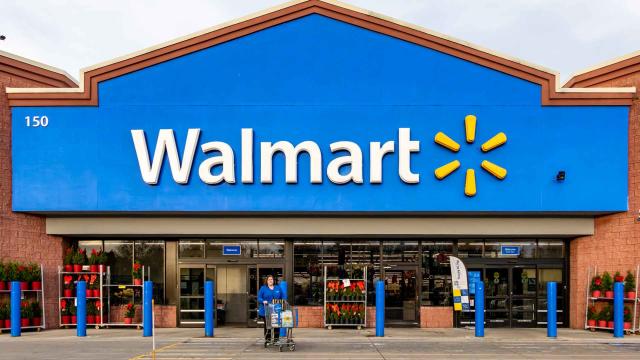I Work at Walmart: Here Are 8 Insider Secrets You Should Know