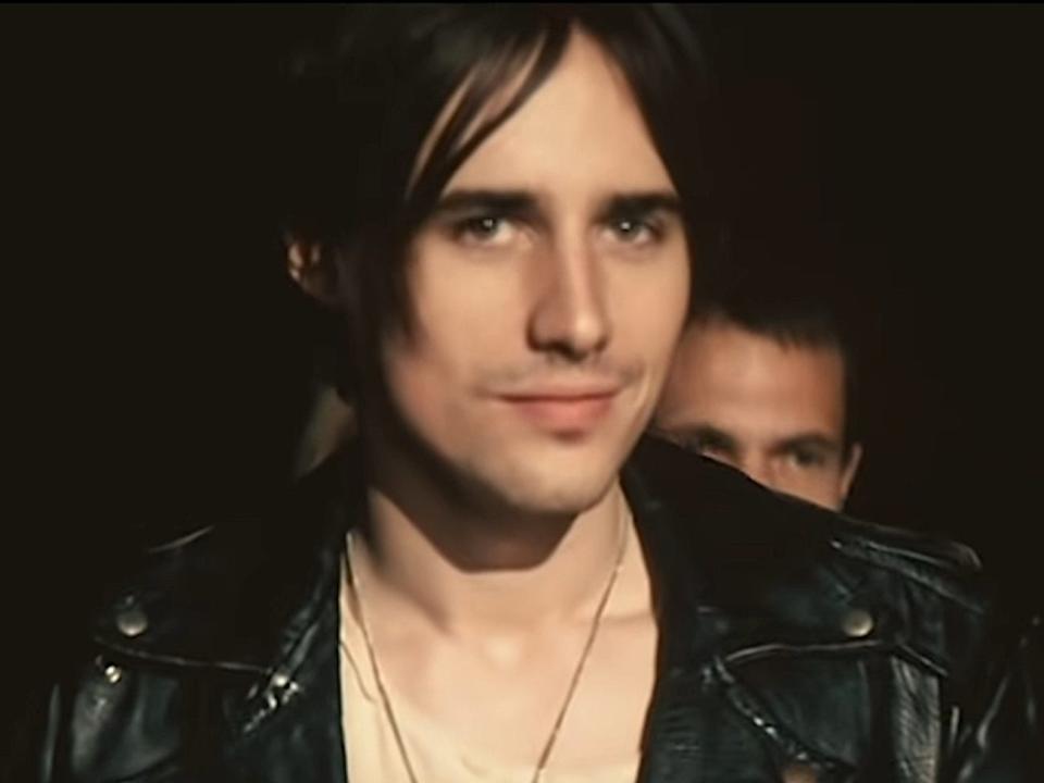 Reeve Carney in Taylor Swift's music video for "I Knew You Were Trouble."