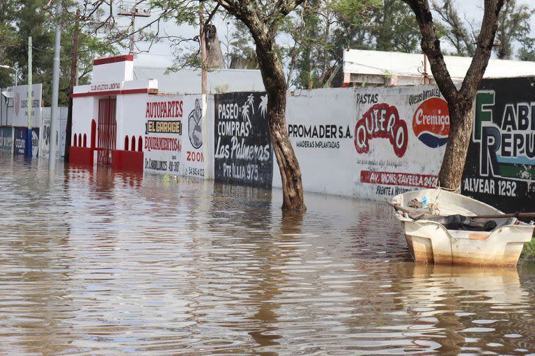 Alrededor de 500 familias fueron evacuadas de sus viviendas de la ciudad entrerriana de Concordia, la más afectada por la crecida del río Uruguay, aunque se mantiene un ritmo de descenso de altura en los puertos de Entre Ríos, y prevén que esa tendencia continuará los próximos días