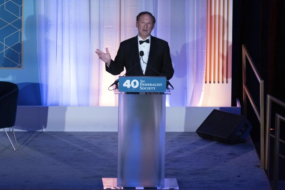 Supreme Court Associate Justice Samuel Alito speaks during the Federalist Society's 40th Anniversary dinner at Union Station in Washington, Monday, Nov. 10, 2022. ( AP Photo/Jose Luis Magana)