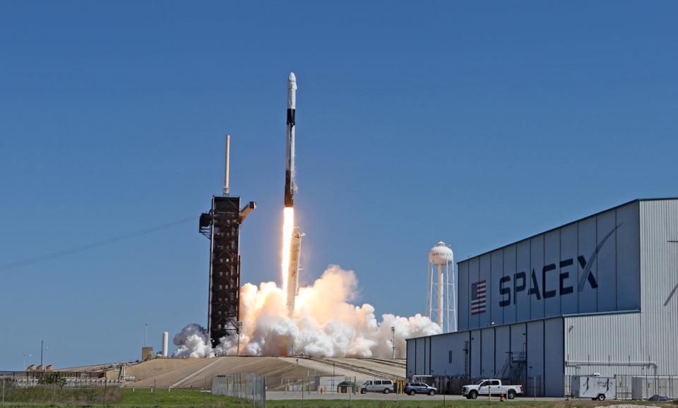 A SpaceX Falcon 9 rocket lifts off from launch complex 39A carrying the Crew Dragon spacecraft on a commercial mission managed by Axion Space at  Kennedy Space Center April 8, 2022 in Cape Canaveral, Florida (Getty Images)